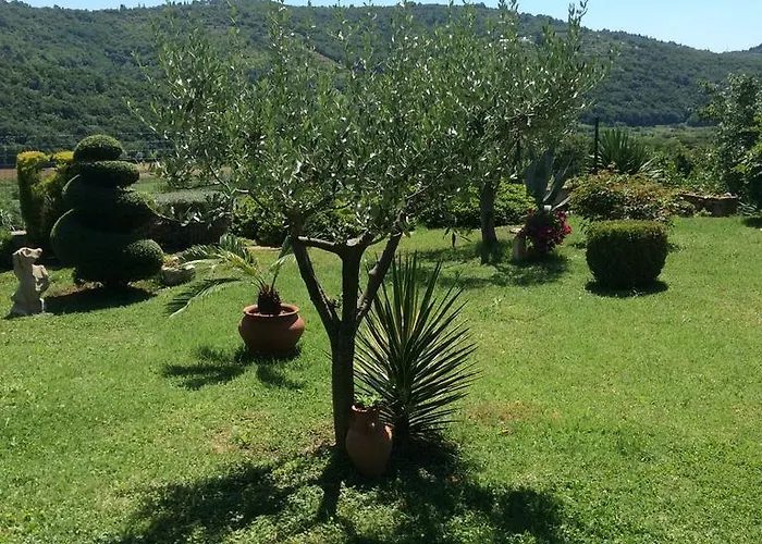 Krt Mirko 아파트 *